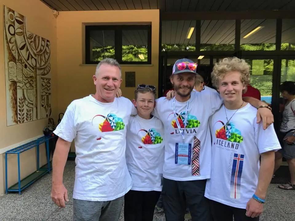 Kārlis ar Bruce, Gunar un Tyr Goldsmith pasaules čempionāta laikā